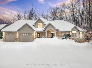 1209 Seadon Rd, Springwater, ON L9X1V5