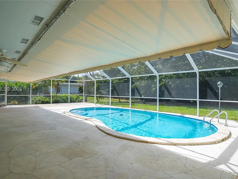 15340 SW 85th Ave — Photo 52