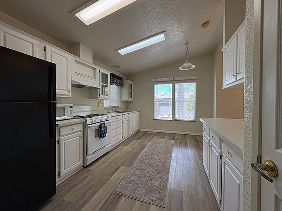 3rd image of 13792 Highway 8 Business Space 15