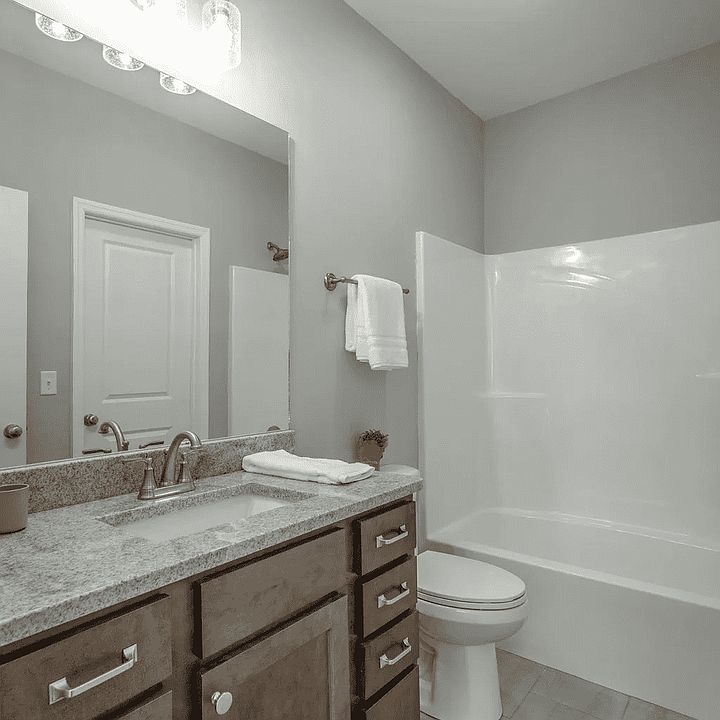 1st image of 152 Bellingham Dr NE