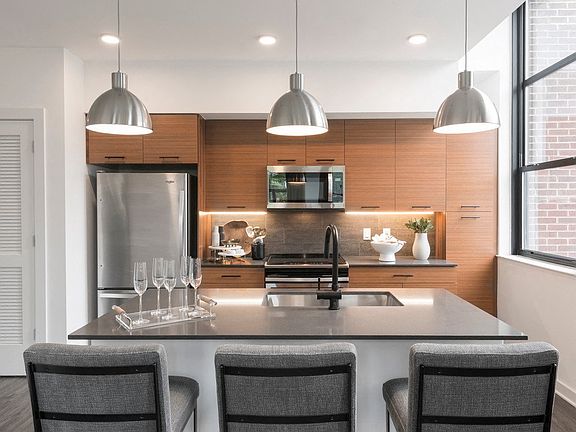 Gables Pointe 14 Model Kitchen
