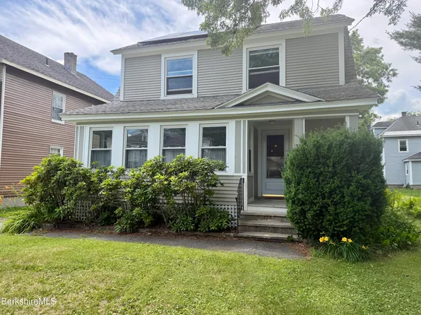33 Reuter Ave, Pittsfield, MA 01201
