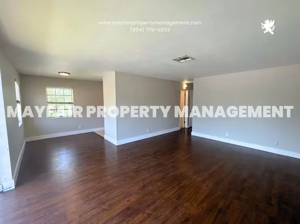 1725 NE 7th St, Fort Lauderdale, FL