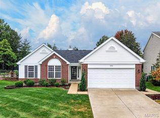 1563 Englebrook Dr, Ballwin, MO 63011