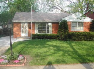 1835 Lee St, Des Plaines, IL 60018