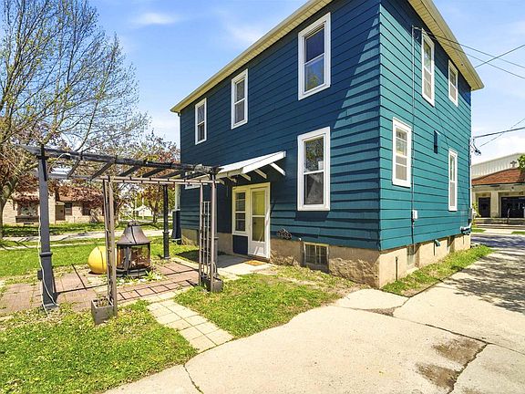 4th image of 123 E HARRISON STREET