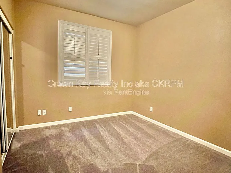 1844 Oswego Ct — Photo 35