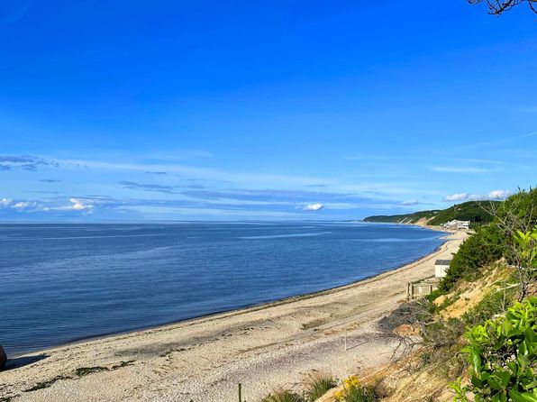 (undisclosed Address)