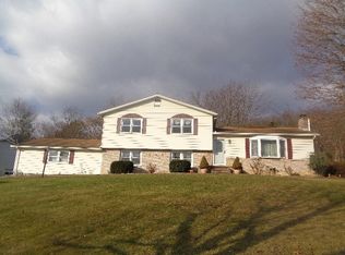 200 Cider Ln, Lewistown, PA 17044