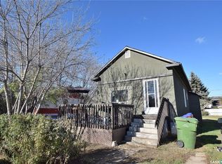 860 13th STREET W, Prince Albert, SK S6V 3H3