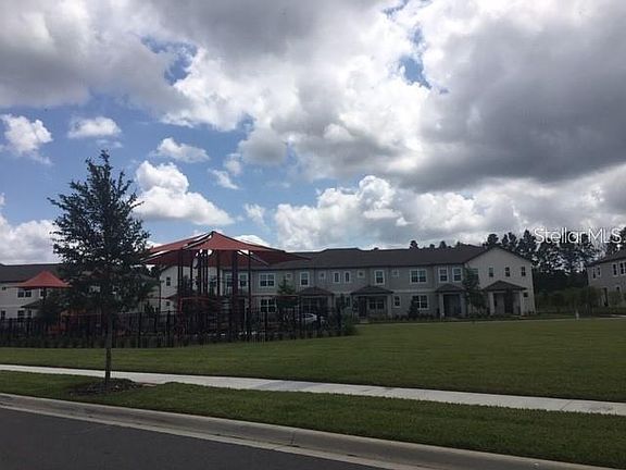 3rd image of 9738 Emerald Berry Dr
