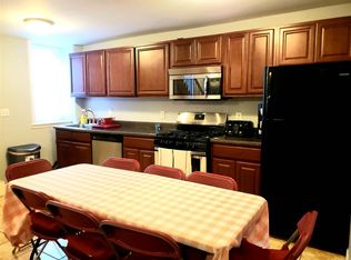 33 Beach St #1, Jersey City, NJ 07307