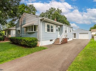 521 Dalay Pl, Bound Brook, NJ 08805