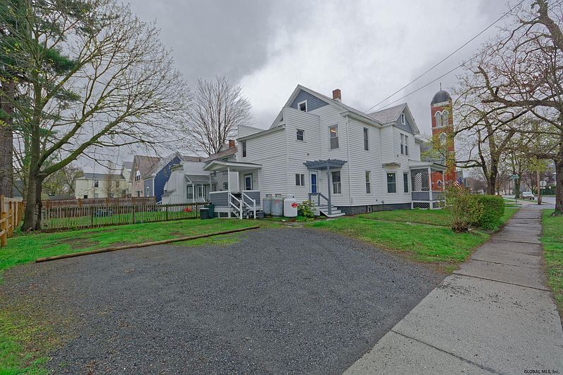 3rd image of 45-47 BLEEKER Street