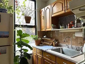 Rented by Apple Exclusive Realty Inc