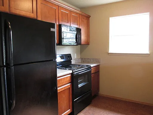 3304 N 54th St #1 — Photo 2