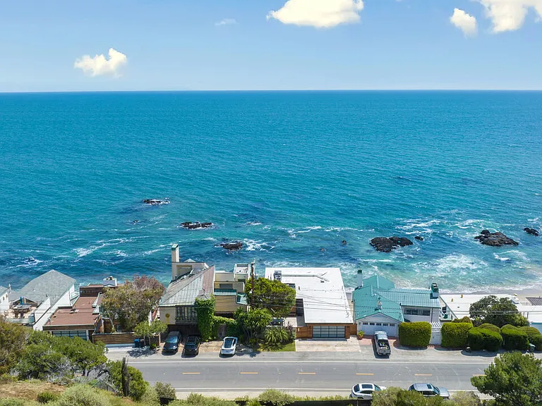 24928 Malibu Rd — Photo 50