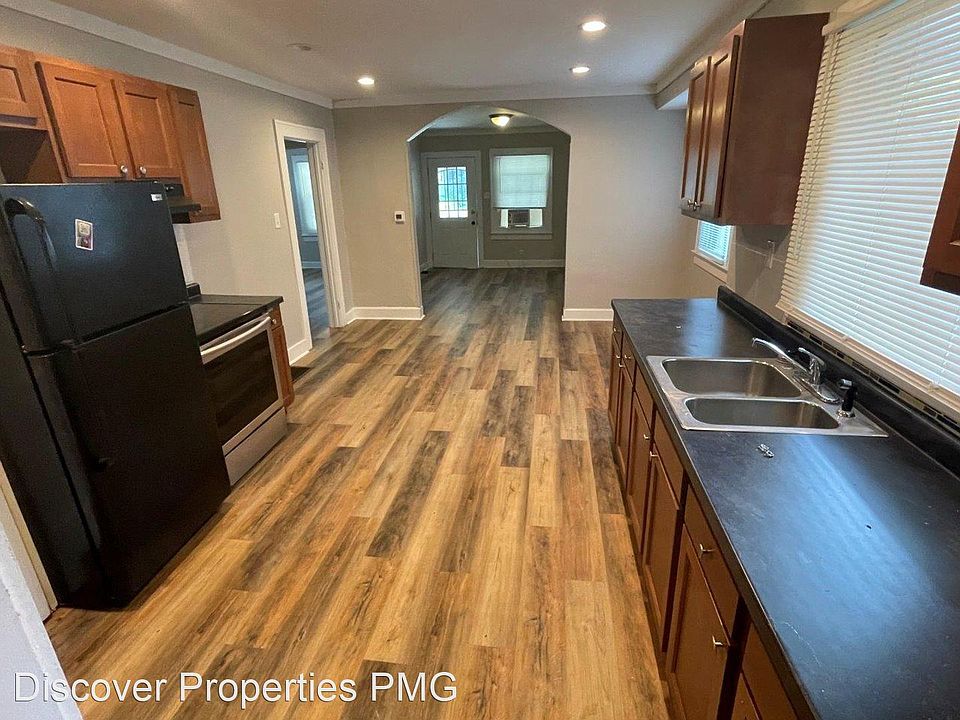 1st image of 2522 Highland Pl