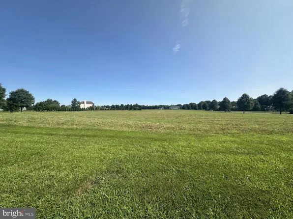 303 Bohemia Mill Pond Dr, Middletown, DE 19709