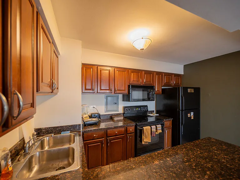 6030 N Sheridan Rd #2011 — Photo 16