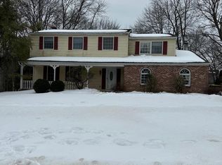 2461 Pine Cone Rd, Warrington, PA 18976