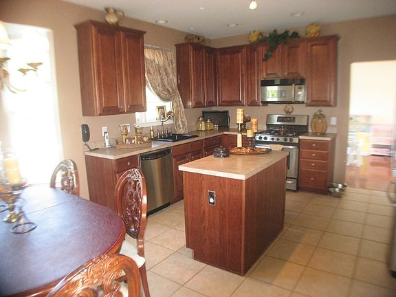 5th image of 119 Saratoga Ln