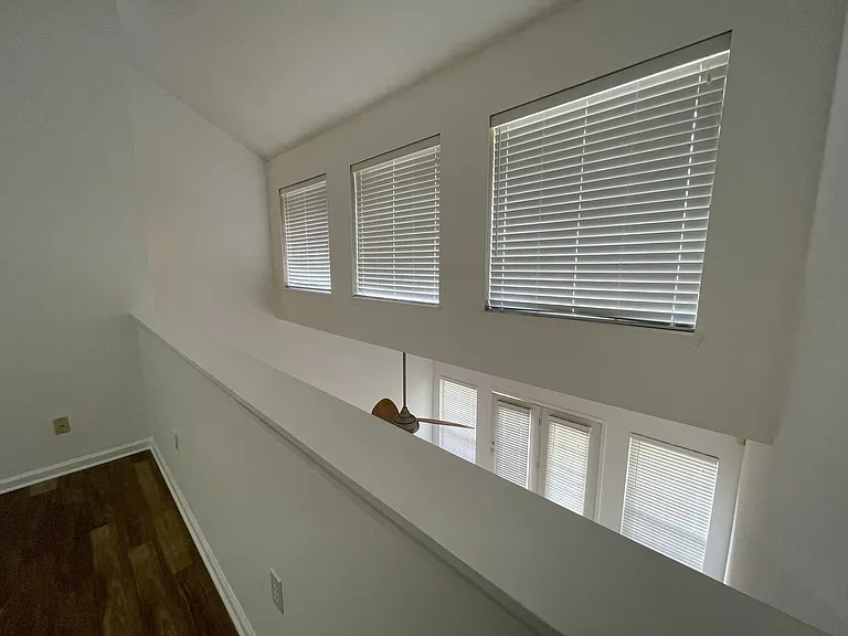 2200A Elder St — Photo 11