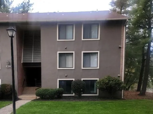 128 Kirkbride Rd, Voorhees, NJ 08043