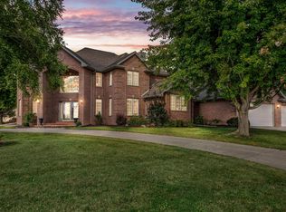 4354 Hilton Head Dr, Hobart, WI 54155