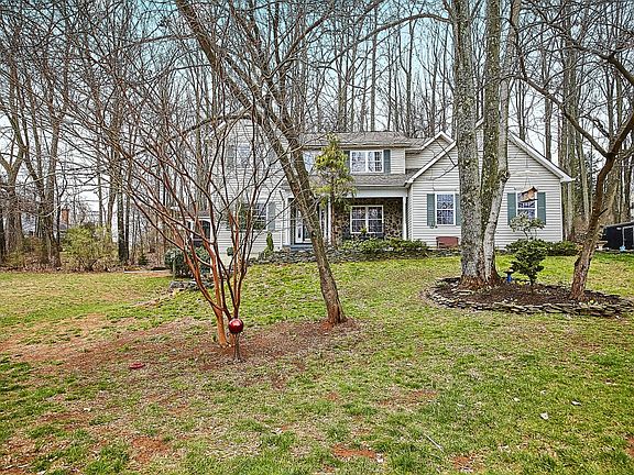 5230 Swain Dr Warrenton VA 