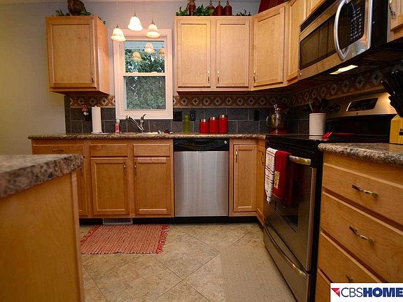4th image of 4429 N 91st St