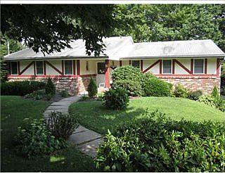 1st image of 618 Buckingham Dr