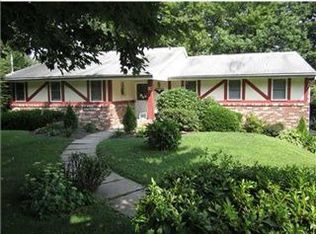 618 Buckingham Dr, Greensburg, PA 15601