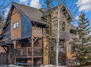 108 SW Armstrong Pl #503, Canmore, AB T1W 3L2