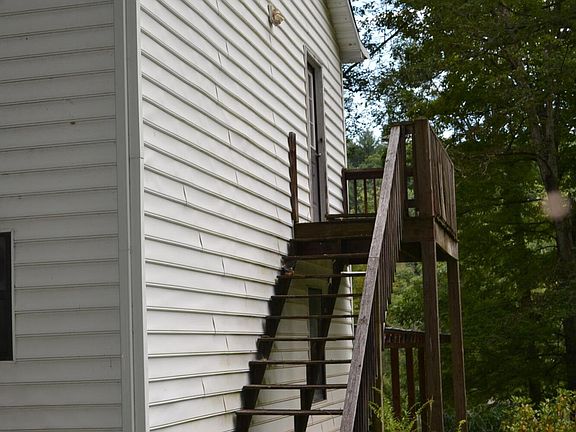 4th image of 7649 Moncove Lake Rd