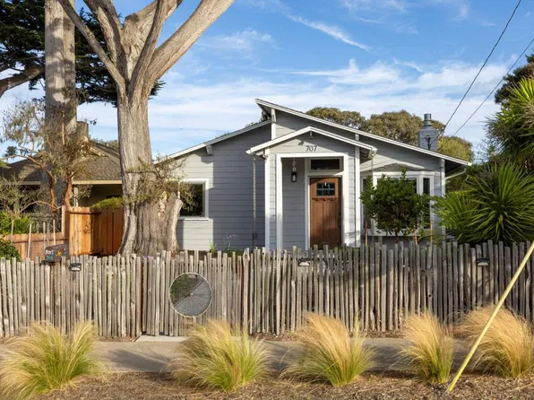 707 Walnut St, Pacific Grove, CA 93950