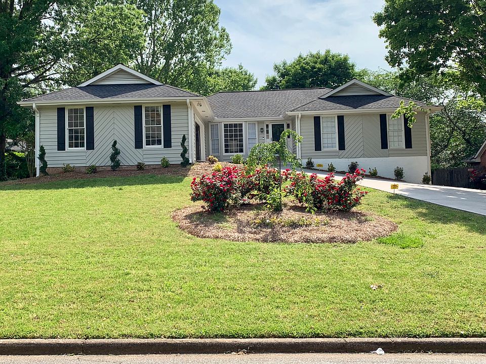 1st image of 460 Saddle Lake Dr