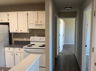 527 Lilac Ln #6, Postville, IA 52162