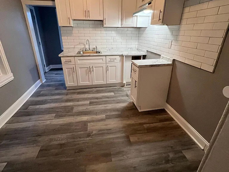 1941 N Stanley St #1941 — Photo 3
