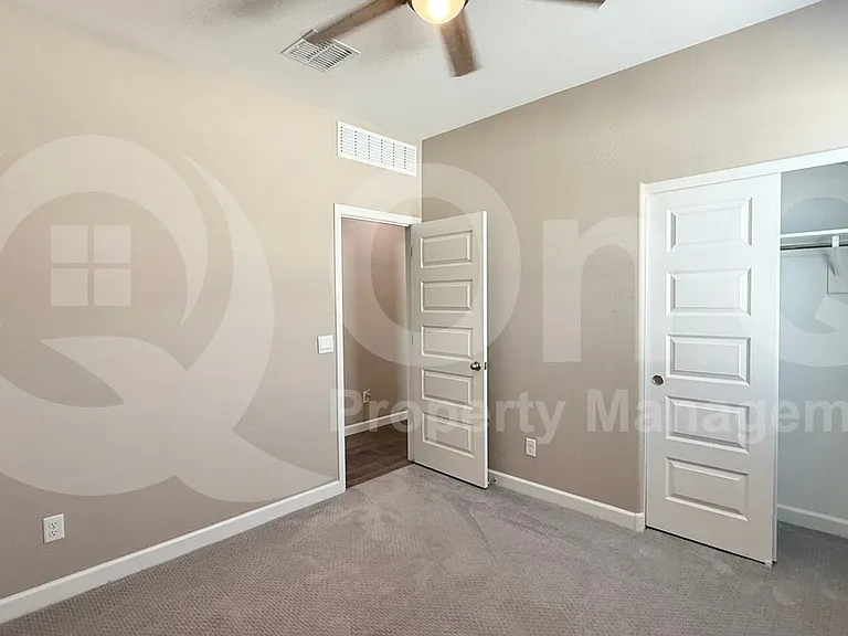 24089 W Hilton Ave — Photo 13