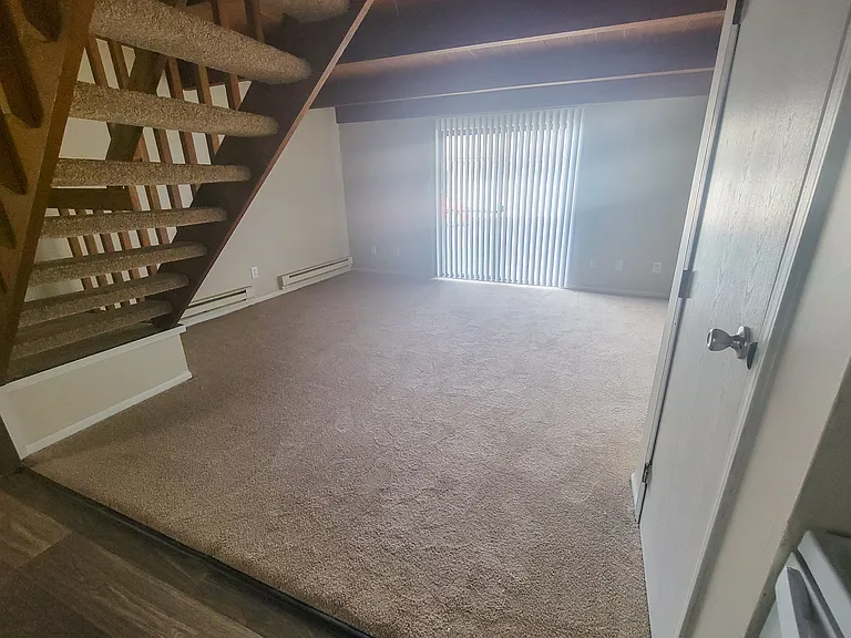 Elk Run Villas — Photo 4