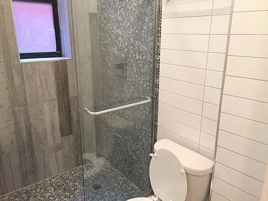 Rented by Zuz Realty | media 12