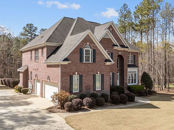 2nd image of 1405 Wakefield Farm Rd