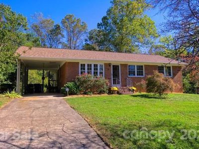 68 Pleasant Ridge Dr, Asheville, NC, 28805
