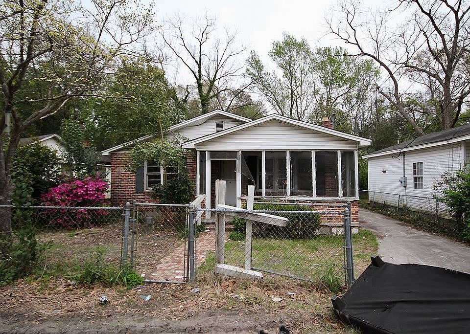 2nd image of 508 Howard St