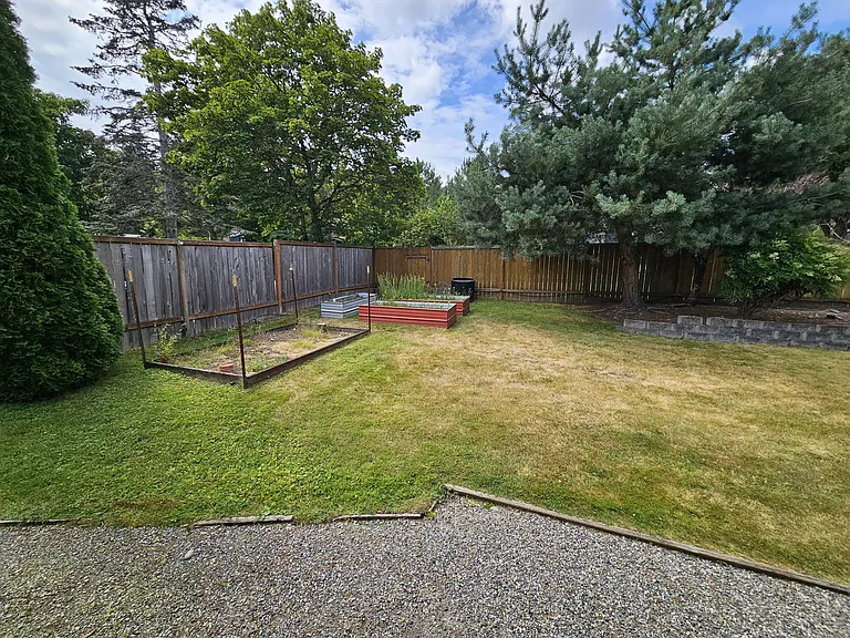 15327 111th Ave NE — Photo 29