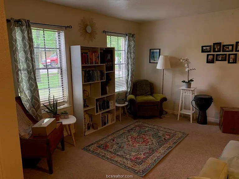 1111 S Dexter Dr — Photo 6