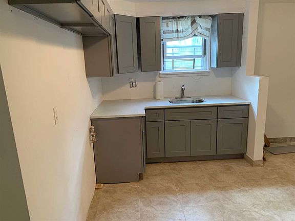 5th image of 1 Bryn Mawr Pl