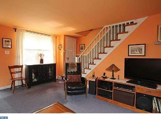 1831 Farrington Rd, Philadelphia, PA 19151