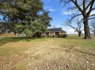 27161 State Highway 56, Whitesboro, TX 76273